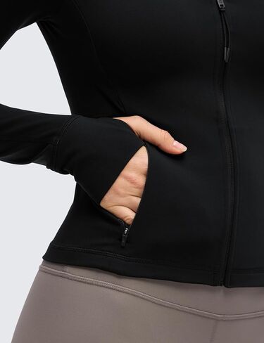 سترات CRZ YOGA Butterluxe برقبة على شكل حرف V للنساء - قمصان رياضية بسحاب كامل مع جيوب بفتحات للإبهام in Saudi Arabia