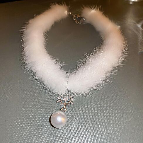 Snowflake Choker for Women Cute Fluffy Crystal Snowflake Pearl Pendant Necklace Lightweight Y2k Plush Collar Necklace Christmas Costume Jewelry Accessories in Saudi Arabia
