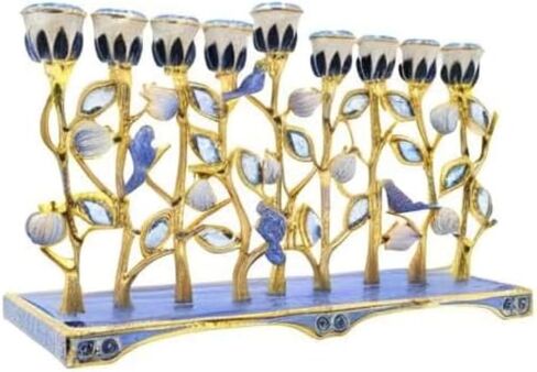 تصميم شركة Dreidel Hanukkah Menorah Enamel Pomegranate & Blue Bird، معدن مطلي بالمينا يدويًا، يبلغ مقاس هذه الشمعدان المزخرف ذو 9 فروع 30.48 سم ارتفاعًا × 25.4 سم عرضًا. in Kuwait
