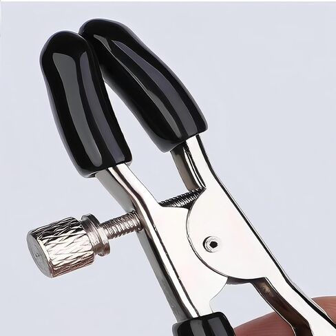 Non-Piercing Nipple Clips for Adult Play ， Nipple Clamps Sensory Toys Woman Adjustable Pressure Metal Body Jewelry Non Piercing(Chain) in Kuwait