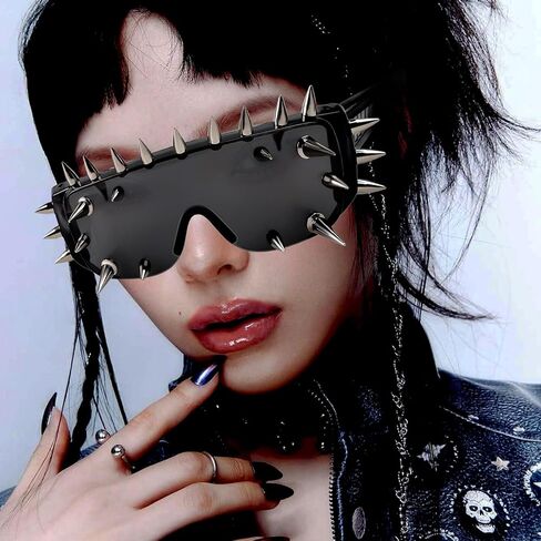 نظارات BLMHTWO Goth الشمسية، إكسسوارات Punk Rock، نظارات معدنية مدببة، ملحقات Rockstar تستخدم للعب الأدوار، والحانات، والدراجات النارية in Kuwait
