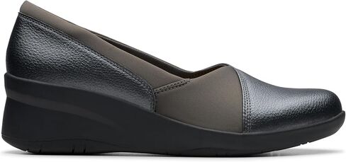 Clarks Women's Suttyn Walk Loafer in Saudi Arabia