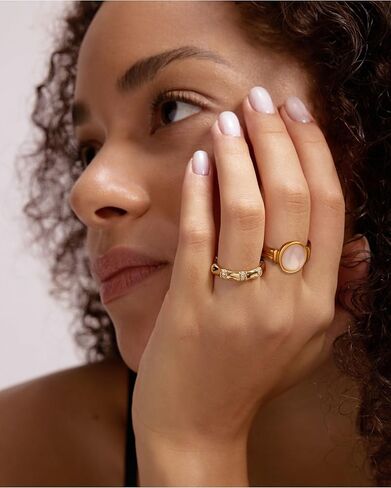 YeGieonr Gold Rings for Women Trendy Non Tarnish Chunky Gold Plated Ring, Waterproof Stainless Steel Gold Jewelry Gift in Saudi Arabia