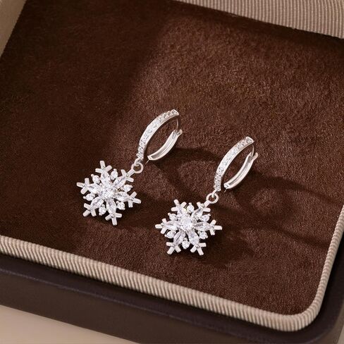 SLUYNZ 925 Sterling Silver CZ Snowflake Hoop Earrings for Women Teens Christmas Snowflake Hoop Earrings Huggie in Saudi Arabia
