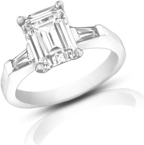 1.00 ct Ladies Emerald Cut Diamond Engagement Ring in 18 kt White Gold in Saudi Arabia