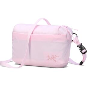 Arc'teryx Heliad Crossbody Bag | Streamlined Bag for the Day's Essentials in Saudi Arabia