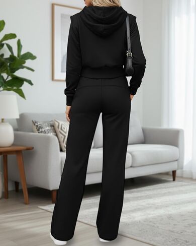 ملابس CHICME النسائية المكونة من قطعتين لربيع 2026 بقلنسوة قصيرة وسراويل رياضية واسعة الساق بدلة رياضية غير رسمية in Kuwait