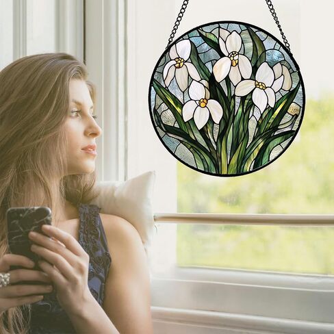نافذة من الزجاج الملون معلقة - زهور الثلج البيضاء الخضراء والزهور Suncatcher للأبواب والحديقة والفناء وصيد الشمس ديكور عيد الميلاد وعيد الأم وهدايا عيد الميلاد للنساء والرجال والأم نانا فريند 9.8 بوصة in Kuwait