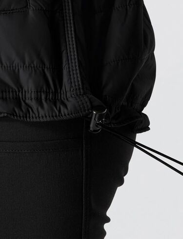 سترة Carhartt النسائية Rain Defender® ذات المقاس المريح وخفيفة الوزن معزولة، أسود، 3X in Kuwait