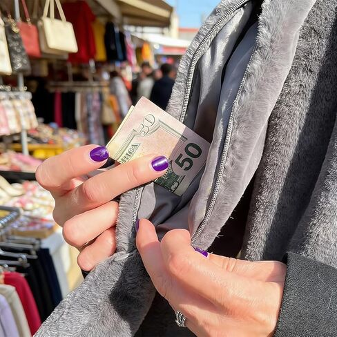 وشاح من الفرو الصناعي مع جيب بسحاب مخفي، وشاح جيب دافئ وناعم لتخزين الهاتف والبطاقات والمفاتيح بدون استخدام اليدين in Kuwait