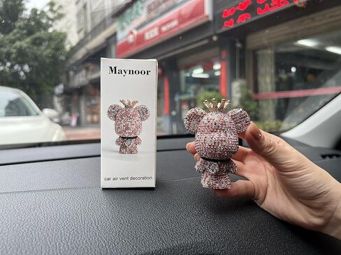 معطر هواء لطيف لتزيين السيارة، إكسسوارات العطور الداخلية للسيارة، دب حجر الراين اللامع لتزيين مشبك فتحة تهوية السيارة، هدية العيد للفتيات والأصدقاء والأسرة (وردي) in Kuwait