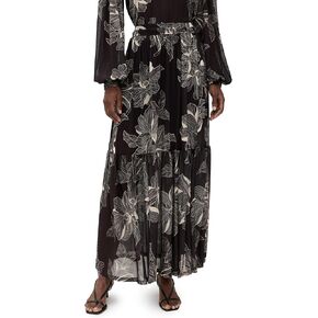 تنورة نسائية من التول الزهري in Kuwait