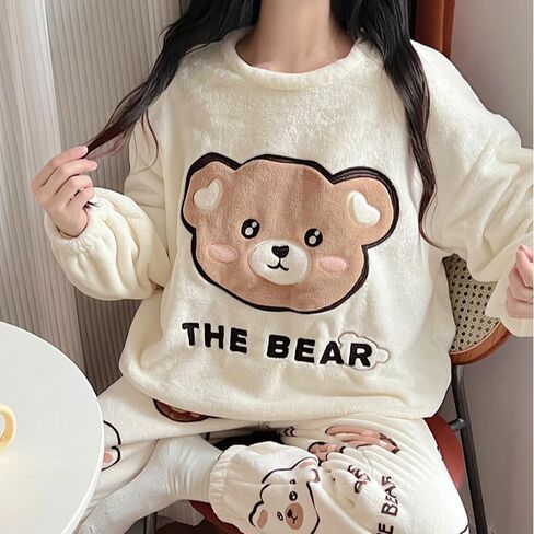 طقم بيجامات كاواي بير منفوش للنساء مكون من قطعتين طقم Pjs كوكيت شتوي بياقة دائرية بلوفر بيجامات غامض in Kuwait