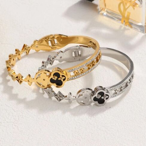 18k Gold Plated Bracelet for Women Four Leaf Clover Bangle Bracelet with Cubic Zirconia Stones. Trendy Best Clover Love Friendship Designer Bracelet Jewelry Gift. in Saudi Arabia