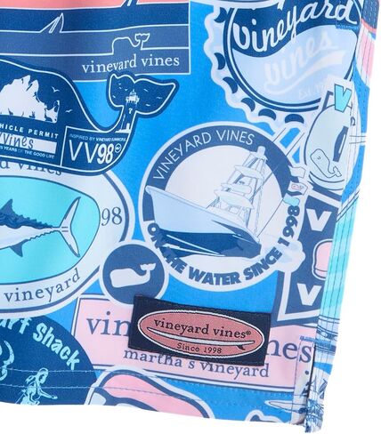 سروال سباحة تشابي مطبوع للأولاد من Vineyard Vines، ماء مثلج، M in Saudi Arabia