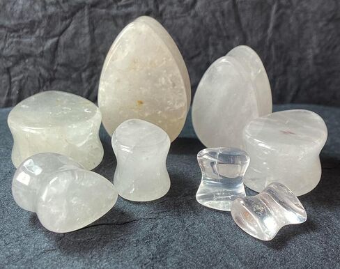 زوج من سدادات التوهج الطبيعية المزدوجة الرائعة على شكل دمعة من الكوارتز الشفاف - أجهزة القياس - الأنفاق - مجوهرات الجسم in Kuwait