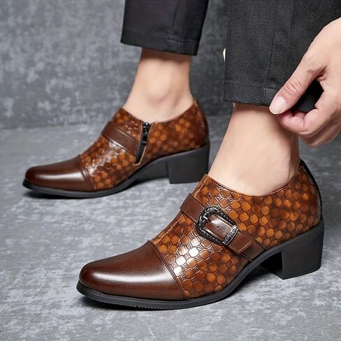 Men's Fashionable Leather Shoes, with Rubber Sole, are Suitable for Attending Parties, Weddings and Daily outings. in Saudi Arabia