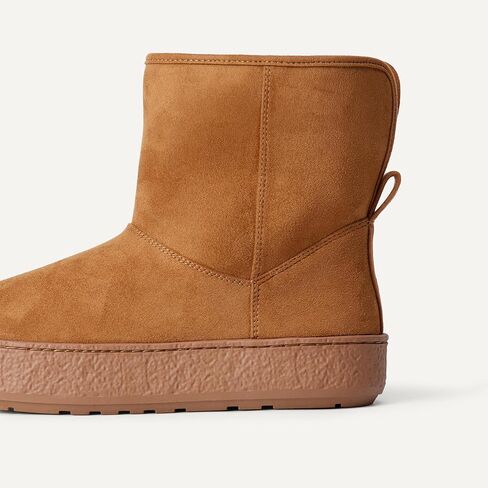 Amazon Essentials girls Faux Fur Lined Low Ankle Boots in Saudi Arabia