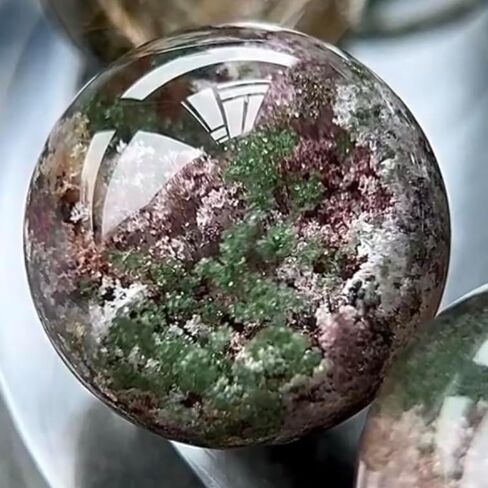 Natural Crystal Quartz Sphere, Garden Phantom Crystal Ball, Decorative Landscape Sphere Collection, Phantom Quartz for Decoration in Saudi Arabia