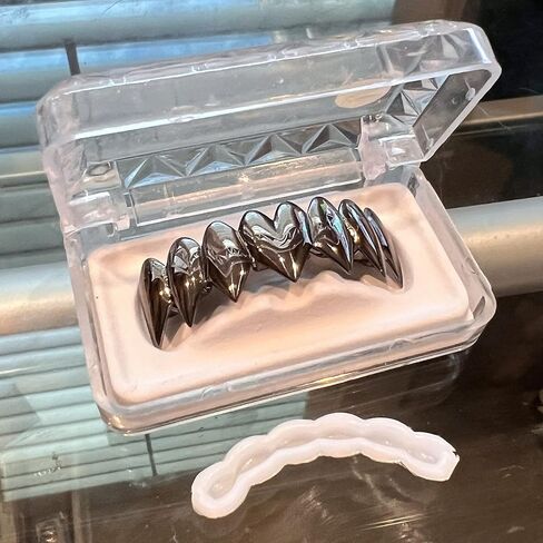 سمك القرش الأسود Grillz ثمانية أسنان سفلية 8 أسنان أنياب مصاص دماء الفم الهيب هوب الشوايات in Kuwait