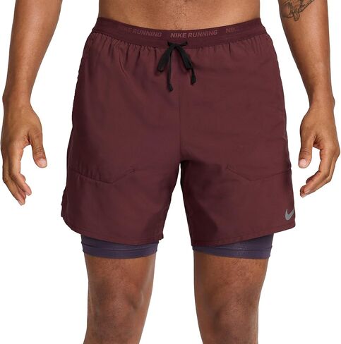 شورت الجري Nike Stride للرجال Dri-FIT 7 بوصة 2 في 1 (بورجوندي كراش/زبيب داكن/أسود، DM4759-652) in Kuwait
