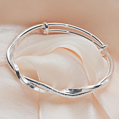 Silver Mobius Bangle Bracelet for Women,Silver Bracelet Bangle Elegant Infinity Loop Design, Adjustable, Gift for Women, Men, Unisex Jewelry in Saudi Arabia