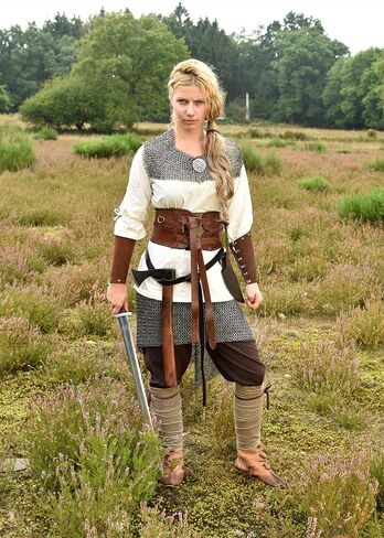 Battle-Merchant Viking Leg Wraps – Medieval Cotton Leg Bindings with Herringbone Pattern for LARP, Reenactment & Cosplay in Saudi Arabia