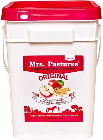 Mrs Pastures ملفات تعريف الارتباط وعلاج الخيول - علاجات الخيول المتميزة - مصنوعة من التفاح والشوفان والشعير المدلفن - خالية من المواد الحافظة - جميع المكونات الطبيعية - لا الذرة أو الصويا - مصنوعة في الولايات المتحدة الأمريكية - (حقيبة 5 رطل) in Kuwait