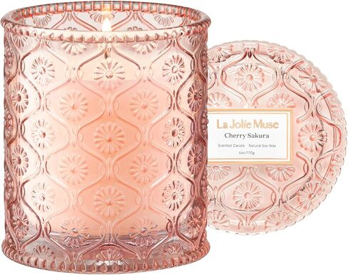شمعة معطرة برائحة اللافندر من LA JOLIE MUSE - جوز الهند واللافندر وخشب الصندل | 6 أونصة من شمع الصويا الطبيعي | حرق نظيف لمدة 40 ساعة | شمعة عطرية للاسترخاء | ديكور المنزل الأنيق in Kuwait