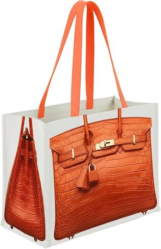 حقيبة قماش أنيقة مع طباعة مستوحاة من الفخامة - حقيبة هدايا مرحة للنساء، هدية أنيقة للعطلات، قابلة للطي للاستخدام اليومي in Kuwait