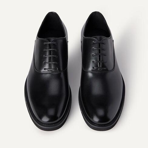 Amazon Essentials Men's Lightweight Oxford Dress Shoes in Saudi Arabia