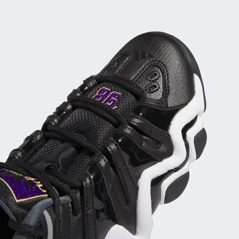حذاء كرة السلة Adidas Crazy 8 Grade School (أسود أساسي/أرجواني ملكي/أبيض سحابي) in Kuwait