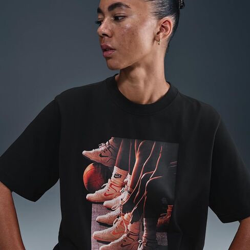تيشيرت كرة السلة Dri-FIT Graphic للسيدات من نايك (أسود) in Kuwait