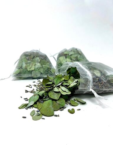 أكياس دش معطرة بالأوكالبتوس واللافندر الطبيعي - كبيرة 2 أونصة (عبوة من 3) - أعشاب روحية للاسترخاء، أكياس دش الأوكالبتوس، الأوكالبتوس لتخفيف التوتر، دعم المناعة، حقيبة العلاج العطري in Kuwait