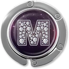 هدايا خطافية أولية من الماس المضحك - حرف فضي ماسي M - حامل محفظة قابل للطي للطاولة - شماعة حقيبة يد مستديرة للنساء - هدايا عيد ميلاد للعائلة وزملاء العمل والصديق والسيدة الرئيسة in Kuwait