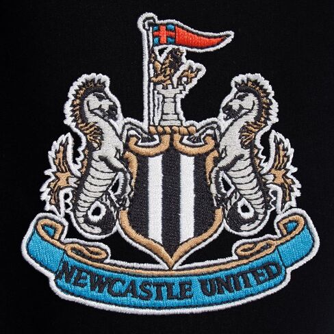 طقم بدلة رياضية للأولاد من Newcastle United FC الرسمية باللون الأسود والأبيض لعمر 6-7 سنوات SB in Kuwait