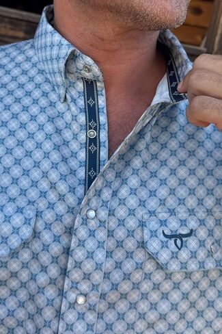 قميص Drover Cowboy Threads للرجال بأكمام طويلة، قميص بفتحة تهوية من سلسلة Signature Series The Honcho in Kuwait