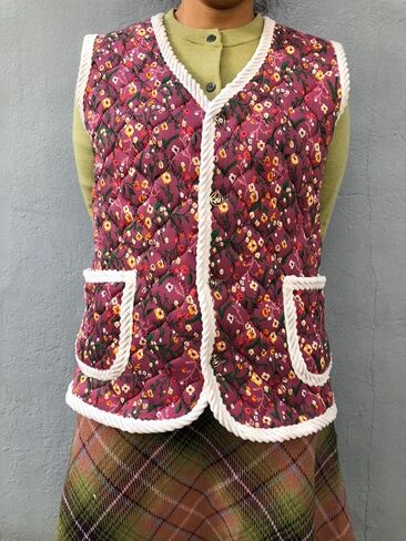 Korean Fashion, Kimchi Kimjang vest, Retro Granma fashion, Korean wannabe MZ fashion, Popular K fashion vest, Korean Winter, Halme, Floral patten with red,pink,blue,purple,grey. (Random) in Saudi Arabia