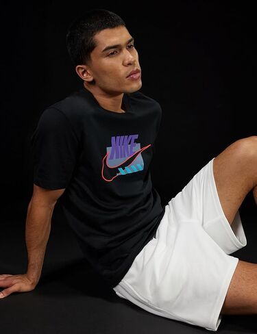 Nike Mens Sportswear Club T-Shirt (Futura) in Saudi Arabia