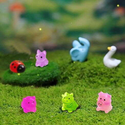 28PCS Miniature Animal Statue Sculptures - Cute Resin Figurines Set for Home Decor, Fairy Garden Display, and DIY Statues (Random Design) in Saudi Arabia