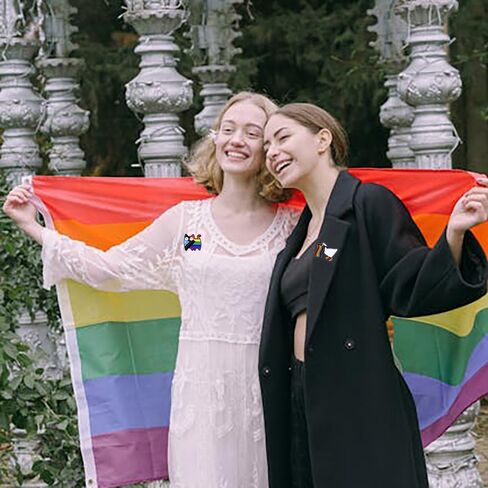 4 قطعة دبابيس قوس قزح فخر LGBTQ عشاق المينا فخر دبابيس ل معاطف للأطباء والممرضات قميص ظهره قبعة الديكور مجوهرات اكسسوارات هدية in Kuwait