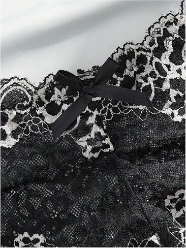 طقم ملابس داخلية نسائي مكون من قطعتين من الدانتيل مزين بفيونكة شفافة ورقبة على شكل حرف V وحمالة صدر لاسلكية وملابس نوم قصيرة للأولاد in Kuwait