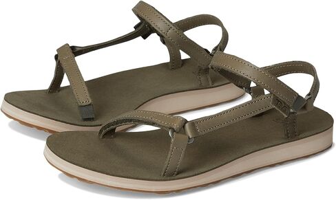 Teva Women's Universal Slim Sport Sandal ، Archive Wings Pepper ، 7 in Kuwait