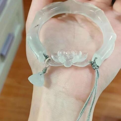 Hotan Jade Pearl Bracelet Four leaf Grass Drill Button Design Oriental Poetic Light Luxury Wristband (Slubus lotus) in Saudi Arabia
