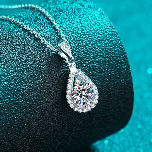 14K Gold 1/2/3/5ct D-Color VVS1 Pear-Shaped Diamond Necklace & Teardrop Stud Earrings Set Two-Piece Jewelry Set, Stylish for Women's Birthday Gifts in Saudi Arabia