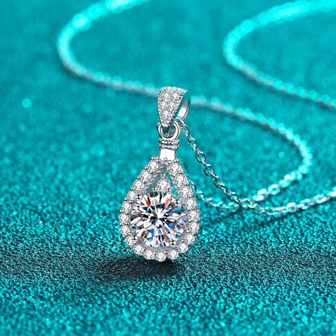14K Gold 1/2/3/5ct D-Color VVS1 Pear-Shaped Diamond Necklace & Teardrop Stud Earrings Set Two-Piece Jewelry Set, Stylish for Women's Birthday Gifts in Saudi Arabia