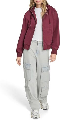 ملابس العمل النسائية من Levi's ذات القلنسوة (المقاسات القياسية والمقاسات الكبيرة) in Kuwait