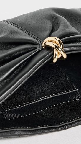 حقيبة يد نسائية من Loeffler Randall متعددة الحلقات مجمعة من Corrine in Saudi Arabia
