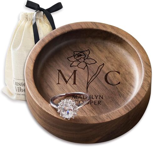Walnut Wood Ring Holder, Engraved Jewelry Dish and Storage Tray, Unique Gift for Her, Valentine’s Day Gift (Customize, round) in Saudi Arabia