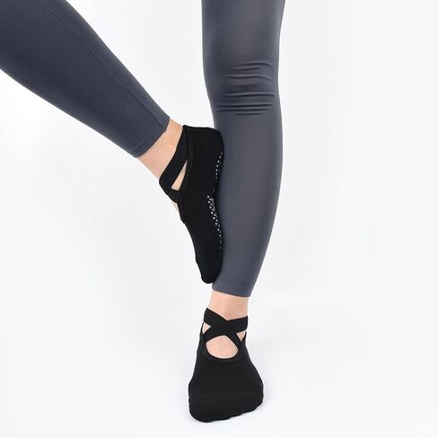 2 Pairs Yoga Socks for Women with Grips, Non-Slip Socks for Pilates, Barre, Ballet, Fitness(Black,Gray in Saudi Arabia